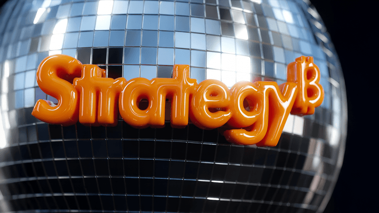 Analysts Clash Over Strategy's Bitcoin Strategy Premium 