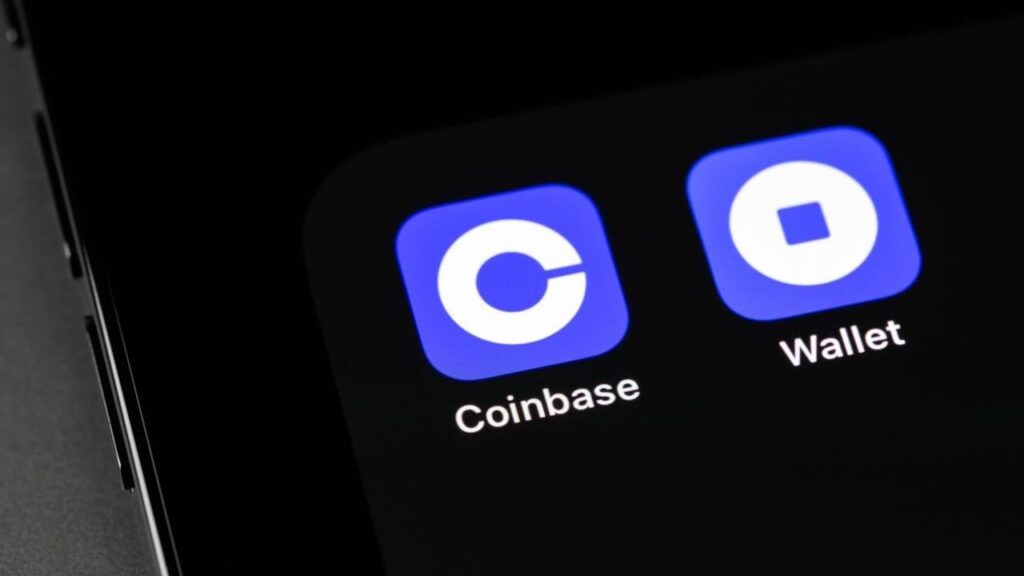 Coinbase Snags Opyn Leadership in Lift-Out Acquisition
