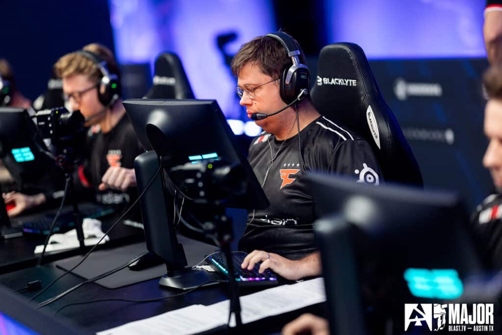 Image of Karrigan competing at BLAST Austin Major