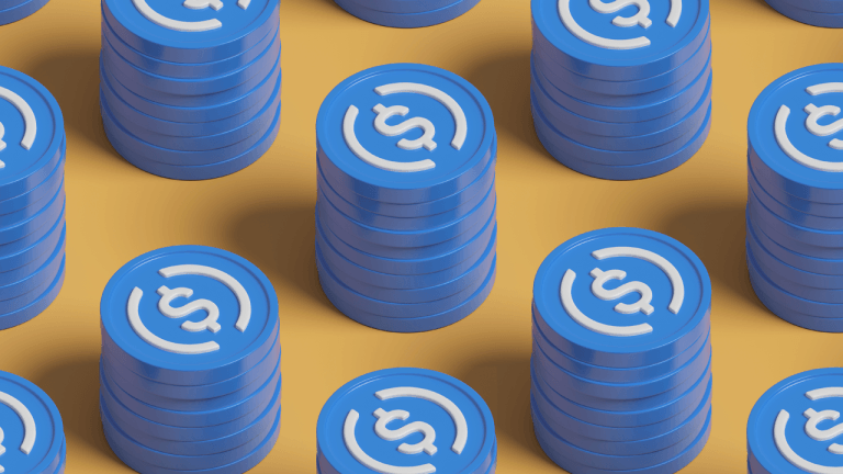 Ether ETFs Shatter Records With $727 Million Inflows as Bitcoin ETFs Extend Streak to 10 Days