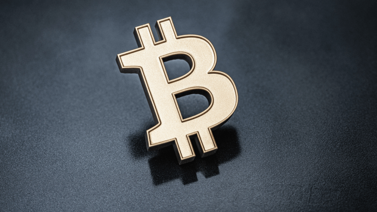 Bitcoin Price Watch: Neutral Technicals Leave Bulls and Bears in Deadlock