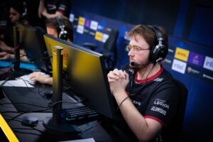 nicx playing behind closed doors at IEM Katowice 2025