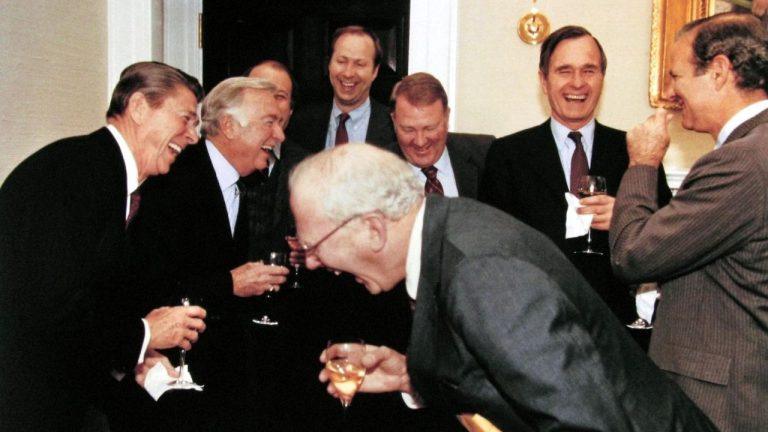 Bitcoin Stalls but Smart Money Is Still Betting on It