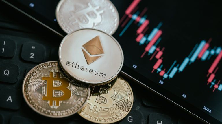 Ether’s 14-Week Inflow Streak Ends With $238 Million Exit As Bitcoin ETFs Bleed $1.17 Billion