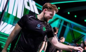 NiKo in Team Falcons Jersey