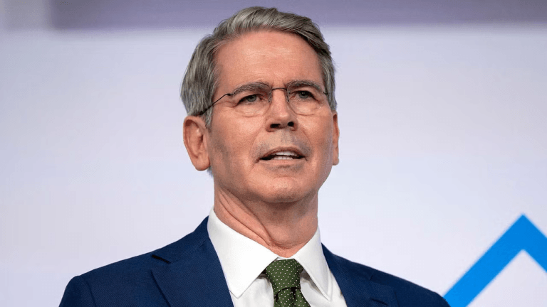 US Treasury Secretary Dampens the Mood: Government Won’t Buy Bitcoin for Strategic Reserve