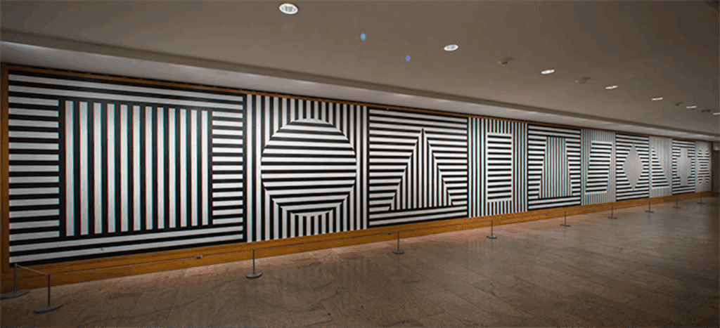 Installation view by SolLeWitt, Wall Drawing #370
