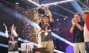 Radu C Lifting the GeoGuessr Trophy