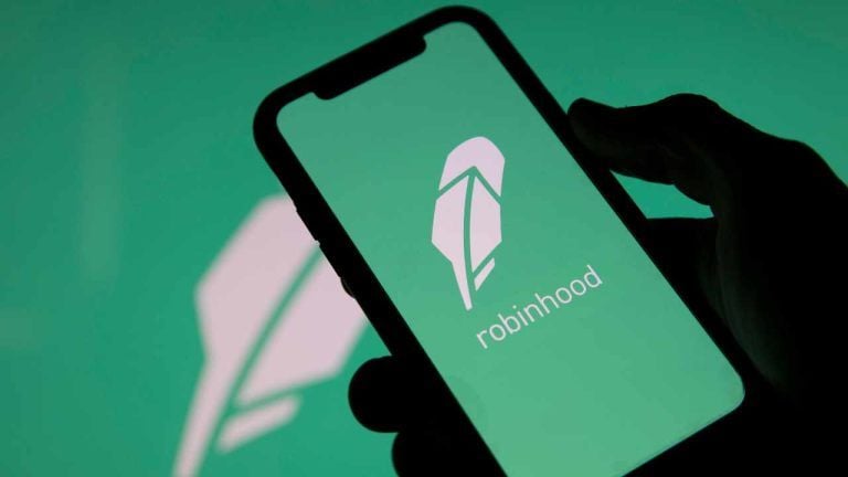 Robinhood Debuts Social Trading App With Live Crypto, Stocks, and Options Integration