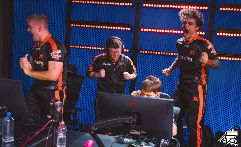 Fnatic celebrating winning Blocktober LAN